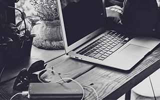 1xBET中国官网-中超争冠战主裁出6黄局面仍失控 只因17分钟这幕